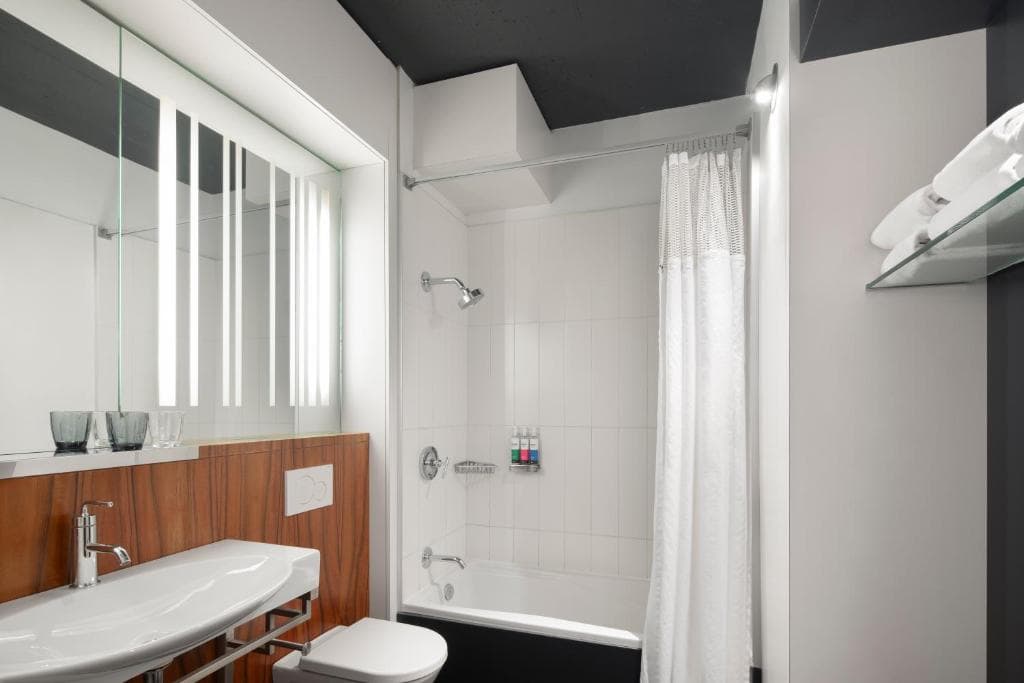Chambre Avec Deux Grands Lits - 2