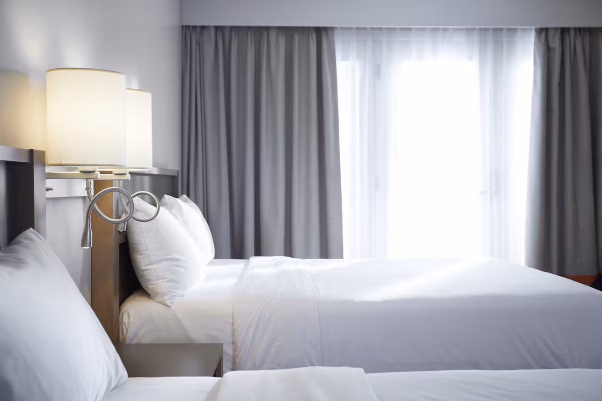 2 Queen Beds - 3