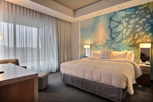 Chambre standard 1 lit king et 1 divan-lit simple